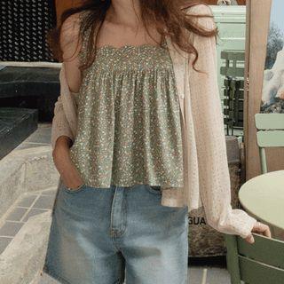 Sleeveless Scallop-edge Floral A-line Blouse