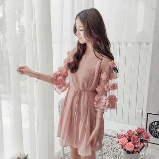 Flower Applique 3/4-sleeve Pleated Chiffon Dress
