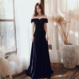 Off-shoulder Sweet-heart Glittered A-line Evening Gown