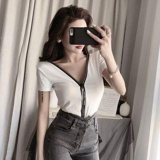 V-neck Zip Detail Short-sleeve T-shirt
