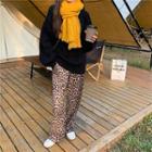 Scarf / Sweater / Leopard Print Straight-leg Pants
