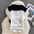 Sleeveless V-neck Ruched T-shirt