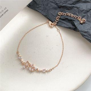 Alloy Rhinestone Flower Bracelet As Shown In Figure - One Size