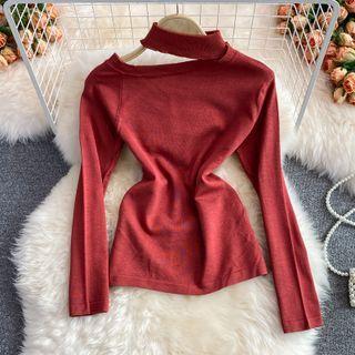 Long Sleeve Cutout Halter Knit Top