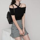 Set: Short-sleeve Cold Shoulder Top + Plaid Ruffle Hem Pencil Skirt