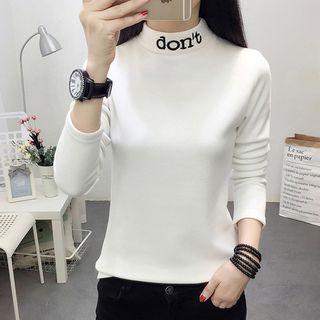 Long-sleeve Mock-neck Letter Top