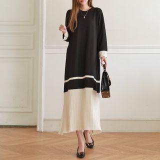 Two-tone Pleated-panel Maxi Dress