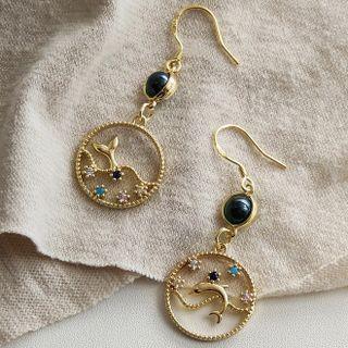 Mermaid Rhinestone Asymmetrical Alloy Dangle Earring 1 Pair - 1922 - Gold - One Size