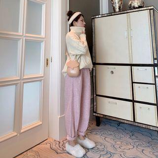 Turtleneck Cable-knit Sweater / Plain Sweatpants