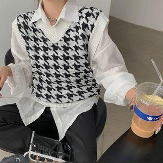 Plain Blouse / V-neck Knit Vest