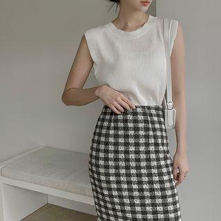 Sleeveless Crystal-pleat Top