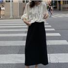 V-neck Elbow-sleeve Top / Pleated Knit Midi Skirt