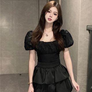 Puff-sleeve Square-neck Shirred Blouse / A-line Skirt