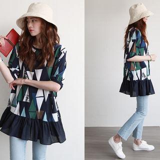 Ruffle-hem Geometric Pattern Top
