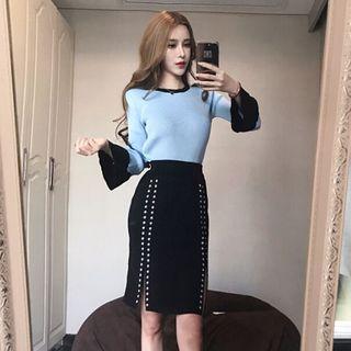Set: Color Block Long-sleeve Knit Top + Side Slit Knit Skirt Blue - One Size