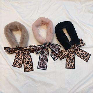 Leopard Bow Furry Scarf
