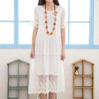 Short-sleeve Lace Tiered Dress