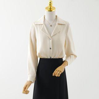 V-neck Shirt / High Waist A-line Skirt