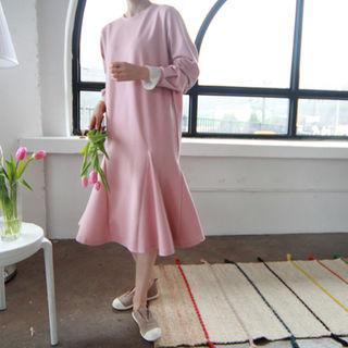 Pleated-cuff Ruffle-hem Dress