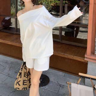 Long-sleeve Off-shoulder Plain Sweatshirt / High-waist Plain Wide-leg Shorts