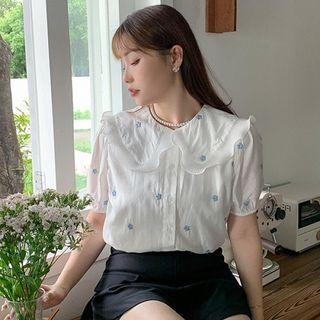 Peter Pan Collar Flower Embroidered Shirt