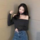 Striped Off-shoulder Choker Long-sleeve T-shirt