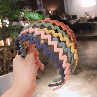 Matte Wavy Headband
