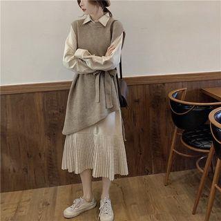 Pleated Midi Shirtdress / Diagonal Hem Knit Vest