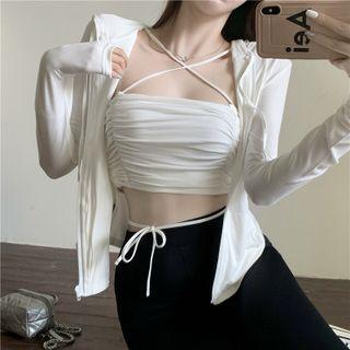 Camisole Top / Light Jacket / Yoga Pants