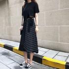 Side Tie Cropped Short-sleeve T-shirt / Plaid Panel Midi A-line Skirt