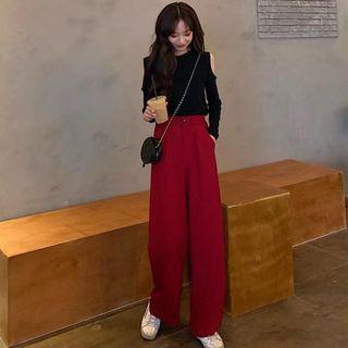 Off-shoulder Plain T-shirt / Wide-leg Pants