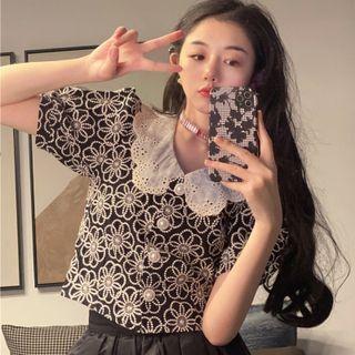 Short-sleeve Floral Embroidered Blouse Black - One Size