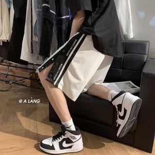 Double-breasted Lettering Shorts