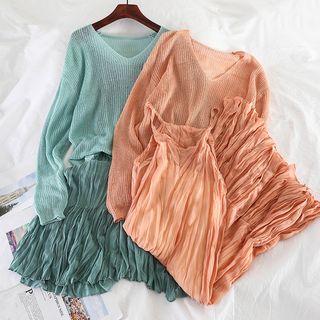 V-neck Knit Top / Spaghetti Strap Crinkled Dress