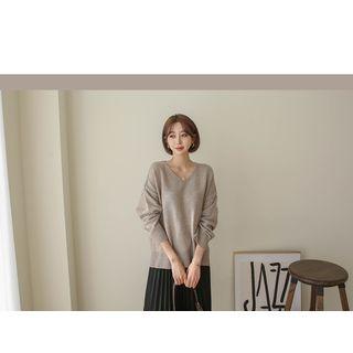 Set Of 2: V-neck Dip-back Wool Blend Sweater