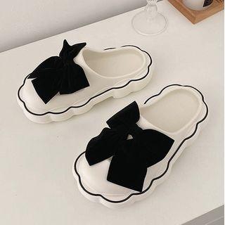 Frill Trim Bow Sandals