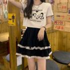 Short-sleeve Print T-shirt / Lace Trim Mini Skirt