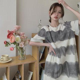 Short-sleeve Striped Midi T-shirt Dress Gray & White - One Size