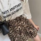 Lettering 3/4-sleeve T-shirt / Leopard Print Mini Skirt