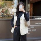 Metallic-trim Fluffy Sweater Vest