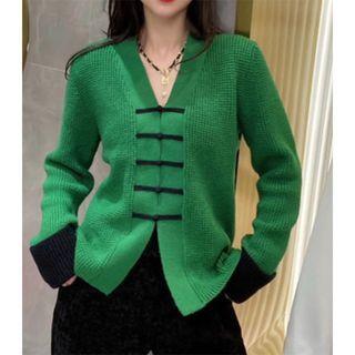 V-neck Frog-button Knit Top