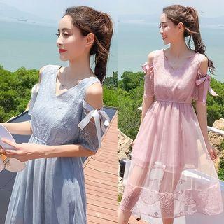 Mesh Hem Cut Out Shoulder Short Sleeve Dress