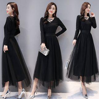 V-neck Long-sleeve Mesh Overlay A-line Midi Dress