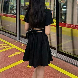 Short-sleeve Cutout Bow Accent Shirtdress