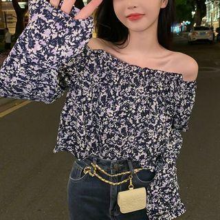 Long-sleeve Cold Shoulder Floral Top Floral - Black - One Size