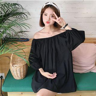 Off Shoulder 3/4 Sleeve Blouse