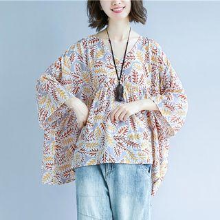 Leaf Print 3/4-sleeve V-neck Top