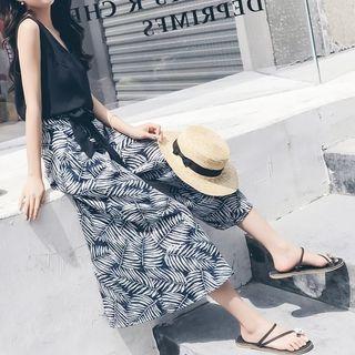 Set: V-neck Chiffon Tank Top + Print Wide-leg Pants