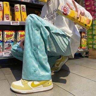 Checkerboard Buttoned Straight Leg Pants