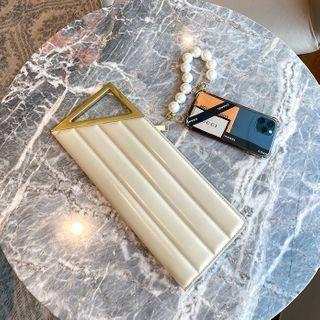 Cutaway Quilting Clutch
